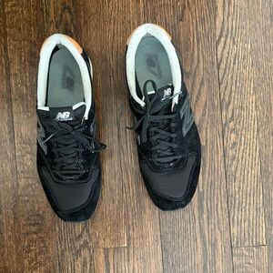 New Balance Black & Orange Leather Accent Suede Mesh Sneakers